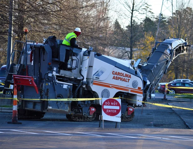 asphalt paving